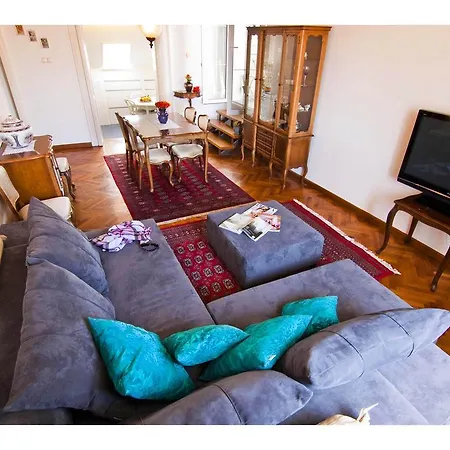 Apartment Lux Marmont Terace 2